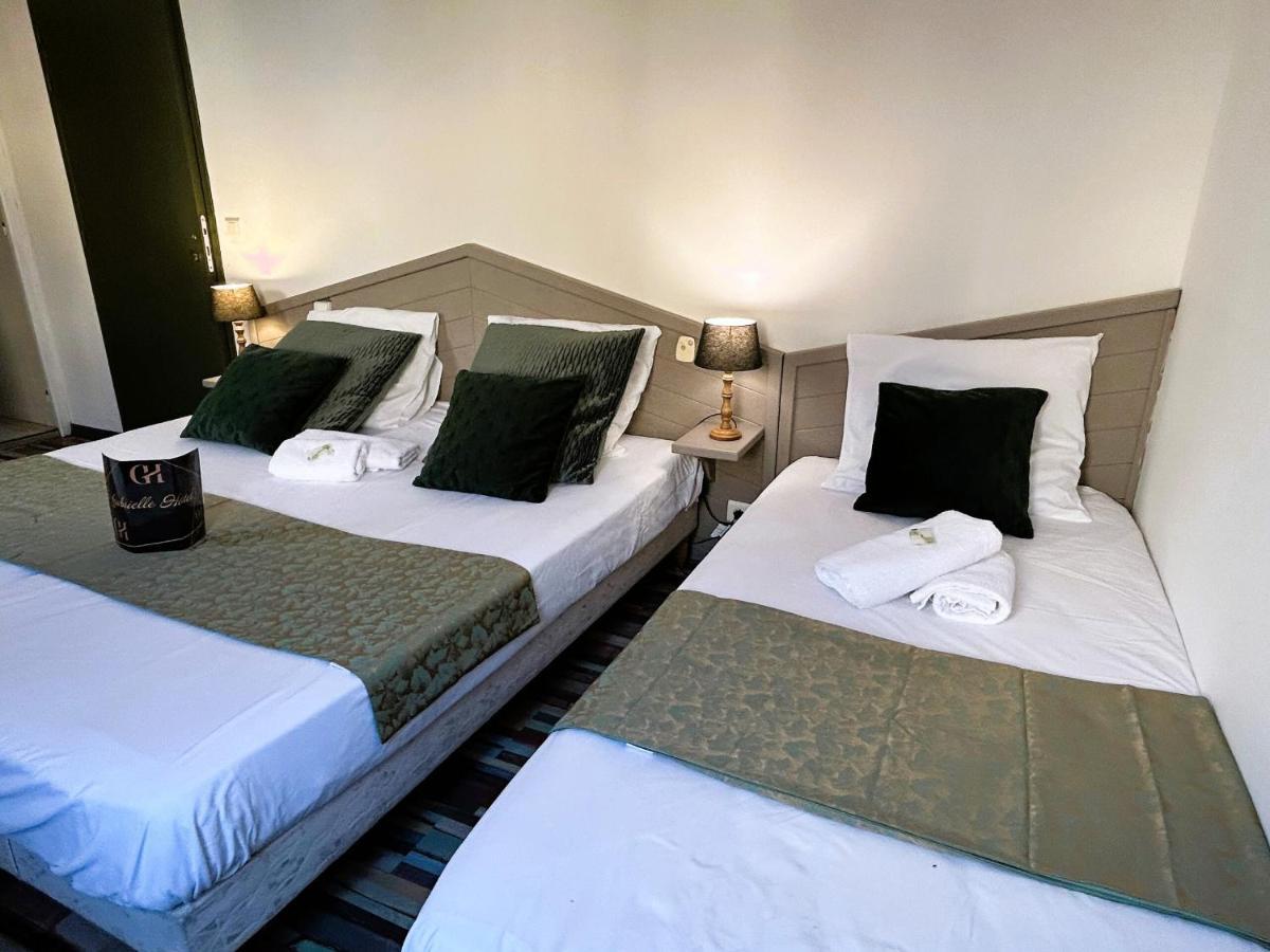 Gabrielle Hotel Aiguines Phòng bức ảnh