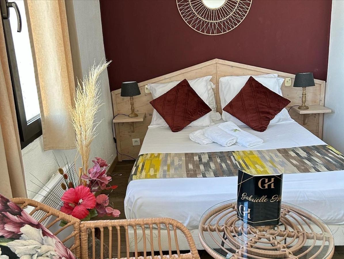 Gabrielle Hotel Aiguines Phòng bức ảnh